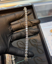 Load image into Gallery viewer, Solitaire Diamond Tennis Bracelet
