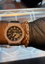 Load image into Gallery viewer, Snow Set Diamond G-Shock
